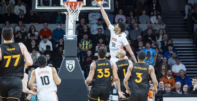 photo  le manceau lucas duféal s’élève face aux turcs de galatasaray, le 11 février 2026.  &copy;  dominique breugnot 