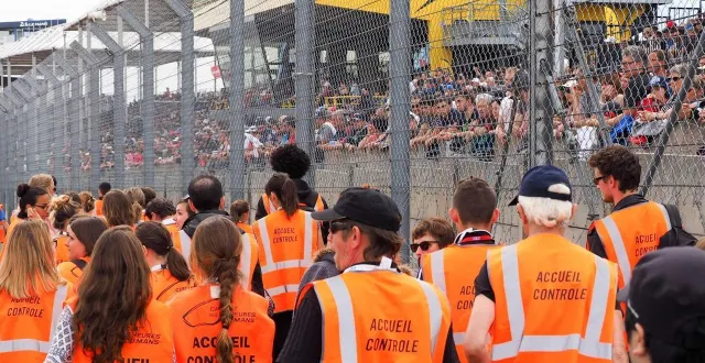 photo  de nombreux contrats sont à pourvoir en 2026 dans le cadre des événements liés aux 24 heures sur le circuit.  &copy;  archives le maine libre 