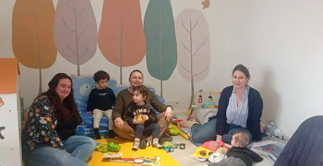 photo  cassy porcheret viendra rejoindre séverine réthoré et sabrina théard un peu plus tard.  &copy;  co 