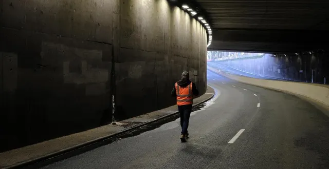 photo  pour permettre aux structures des trémies des voies sur berges d’angers (maine-et-loire) de résister à la pression de la maine, il faudra y faire rentrer environ 1 250 m³ d’eau.  &copy;  simon torlotin / ouest-france 