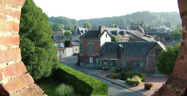 photo  blangy-le-château, village du pays d’auge dans le calvados, participe au concours du village préféré des français 2026 sur france télévisions.  &copy;  archives ouest-france 