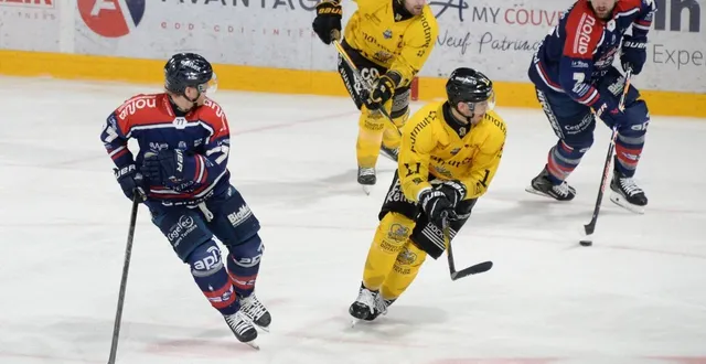 photo  matt prapavessis (à droite) a été victime d’une glissade involontaire d’un attaquant rouennais.  &copy;  co 