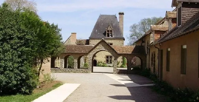 photo  les sœurs de la communauté de la merci-dieu priaient et tissaient au sein du monastère de saint-jean-d’assé.  &copy;  archives le maine libre 