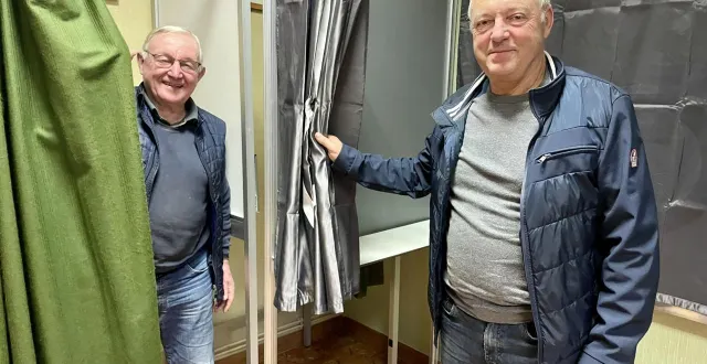 photo  jean-claude mauny (à gauche) ne se représente pas, jean-paul lesueur (à droite) est candidat.  &copy;  ouest-france 