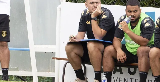 photo  thomas sarre est arrivé à l’été 2025 au sein du staff du fc chauray.  &copy;  co - clémence chauvin 