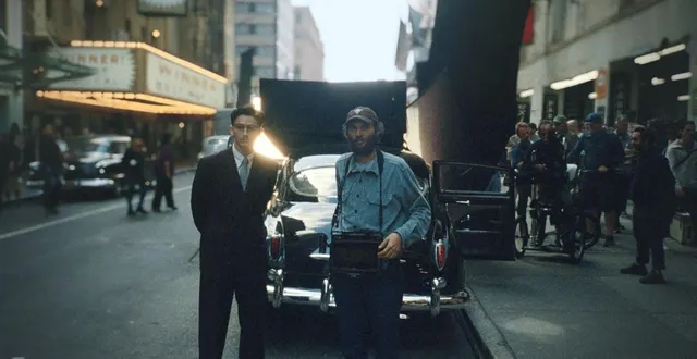 photo  timothée chalamet et josh safdie sur le tournage de 