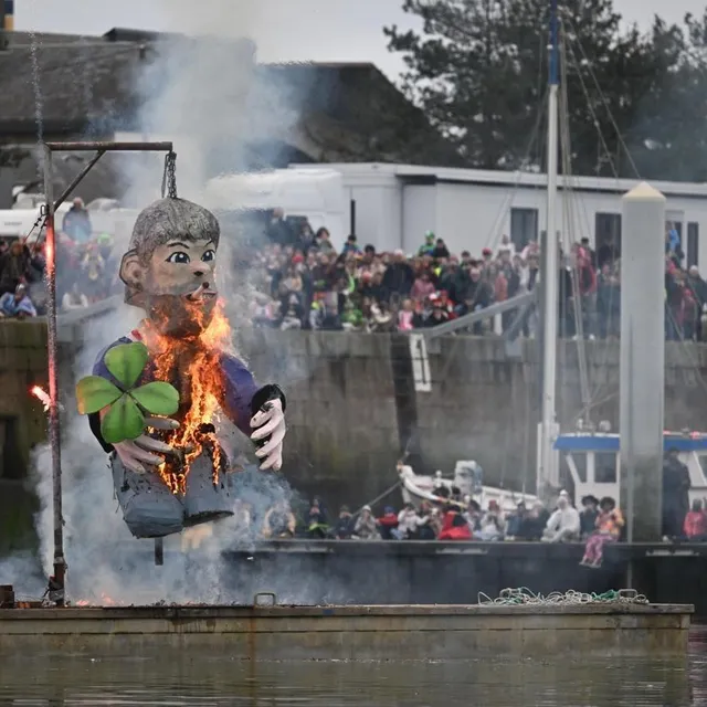 photo fin de règne pour le roi mille gênard 1er.  ©  martin roche / ouest-france