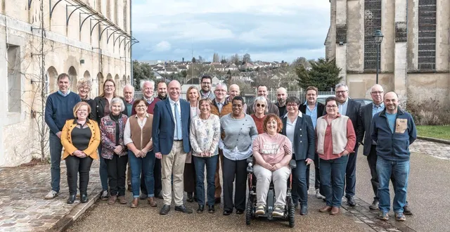 photo  liste « unis pour mamers » conduite par frédéric beauchef.  &copy;  f. jouanneaux 