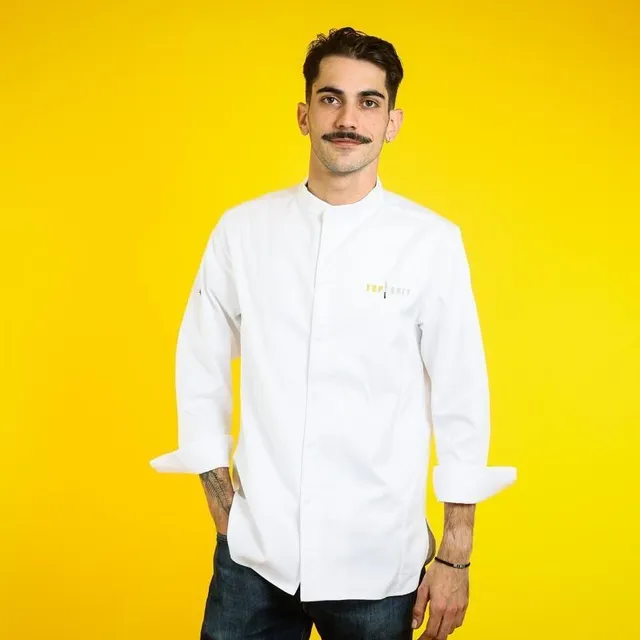 photo victor  ©  m6