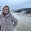 photo saumur, mardi 17 février 2026. catherine roëls, gérante du bar restaurant sur les quais, a craint pour l’embarcation qui abrite son établissement.?