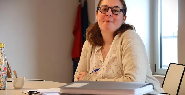 photo  laura desnoës est candidate pour la mairie de louailles aux élections municipales de mars 2026.  &copy;  ouest-france 