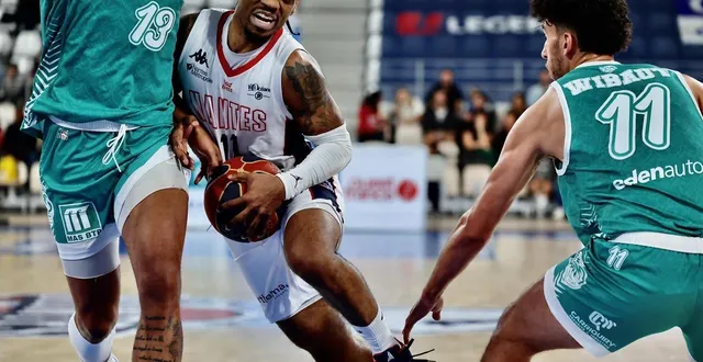 photo  kyle riddley et les nantais ont chuté dans le béarn.  &copy;  archives sébastien dieu devienne 