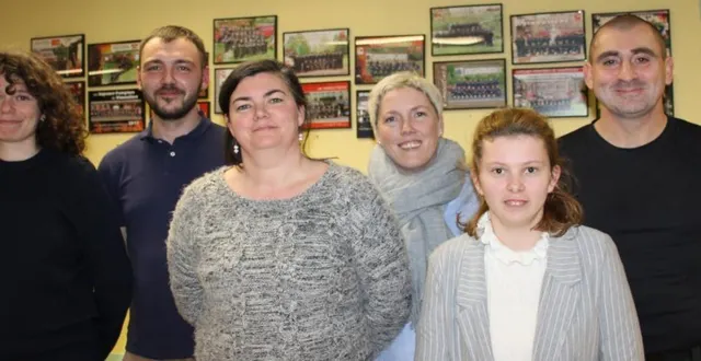 photo  de gauche à droite : aude langlois-meurinne, guillaume marié, julie duhéron, vinciane pamart-aubert, émeline flandrin et julien ejarque.  &copy;  ouest-france 