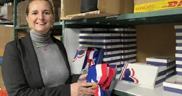 Info insolite  diane de lambert, la directrice de l’atelier le mée a un stock d’écharpes pour les maires et les adjoints, prêtes à être envoyées après le scrutin des municipales 2026. 