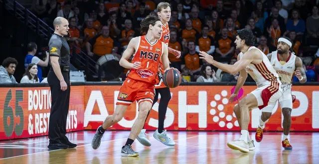 photo  bastien grasshoff a réalisé une prestation convaincante mardi contre strasbourg, avec seize points inscrits en ving minutes en faveur du msb.  &copy;  dominique breugnot/ouest-france 