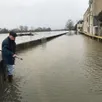 photo étienne taron mesure le niveau de l’eau chaque jour.