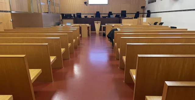 photo  mercredi 18 février, le tribunal correctionnel de saint-nazaire (loire-atlantique) a condamné dix personnes à des peines allant de 105 heures de travaux d’intérêt général à cinq ans de prison ferme pour un vaste trafic de stupéfiants remontant à l’été 2024.  &copy;  ouest-france 