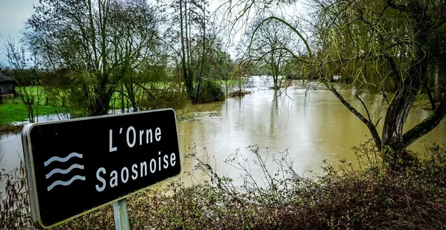 photo  l’orne saosnoise est sortie de son lit depuis plusieurs jours dans le nord-sarthe.  &copy;  photo le maine libre - yvon loué 