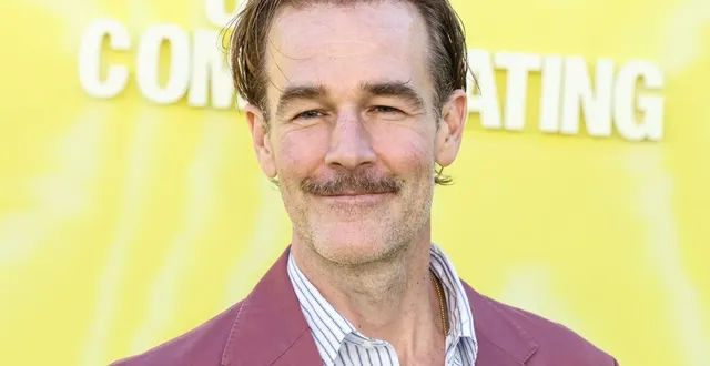 photo  james van der beek, en mai 2025, à hollywood, pour la présentation de la série surcompensation, dans laquelle il fait l’une de ses dernières apparitions à l’écran.  &copy;  nurphoto via afp 