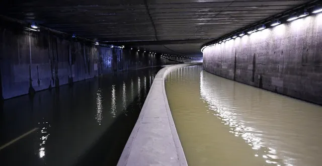 photo  angers, 18 février 2026. le maine-et-loire est toujours classé en vigilance rouge aux crues. les hauteurs d’eau atteignent des niveaux jamais atteints depuis 1995, la maine devrait atteindre 6,12 m, soit autant que lors de la crue de janvier 2000.les voies des berges ont été mises en eau.  &copy;  photo co - josselin clair 