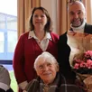 photo  dimanche, la mairie a convié les aînés de la commune à partager un repas convivial présidée pour la dernière fois par le maire, jacques prigent. les doyens liba bigeon, 103 ans, et rémi berson ont été honorés : ils ont reçu une jolie plante fleurie. 