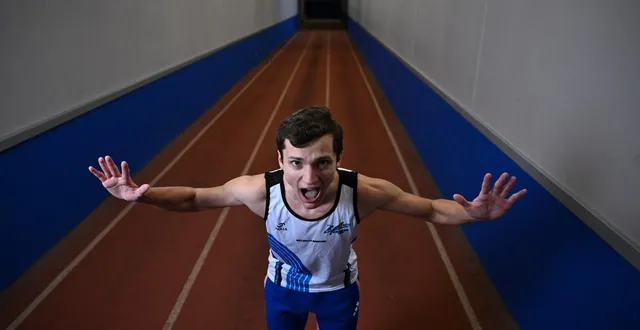 photo  thibaut
gromala.  &copy;  josselin clair 