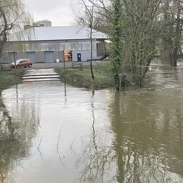 La base de canoé-kayak a presque les pieds dans l’eau. Ouest-France photo la base de canoé-kayak a presque les pieds dans l’eau. © ouest-france