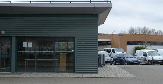 photo  les locaux du sco rugby sont actuellement fermés.  &copy;   archive co - josselin clair 