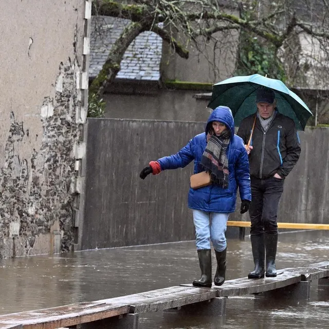 photo les habitants de bouchemaine, près d’angers, ont, pour beaucoup, les pieds dans l’eau.  ©  jérôme fouquet/ouest-france