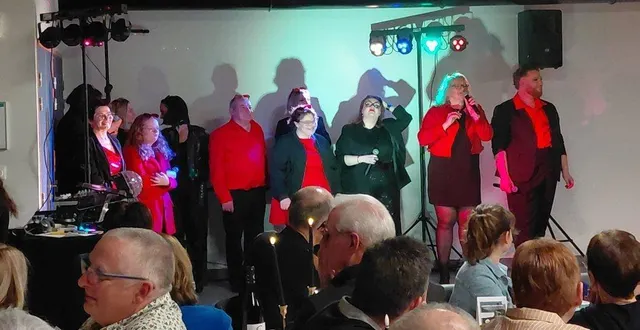 photo  univers scène, des artistes proches de leur public.  &copy;  le maine libre 