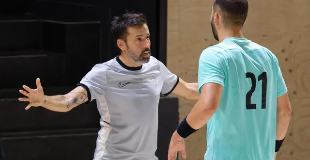 photo  le technicien angevin joël da silva.  &copy;  françois maisonneuve 