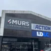 photo  au mans, le magasin 4murs, spécialiste des papiers peints, est situé au parc manceau, à côté d’action. 
