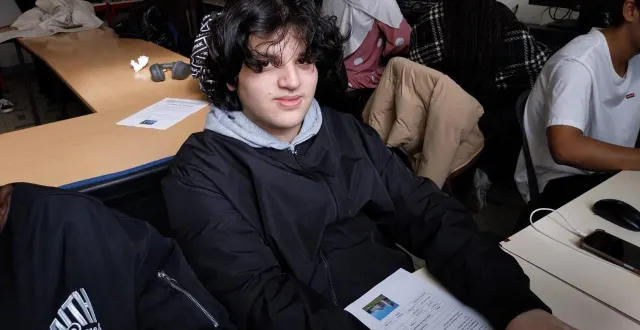 photo  mohamed amine, 17 ans, suit une formation de 250 h avec l’association afodil, à cholet.  &copy;  afodil 