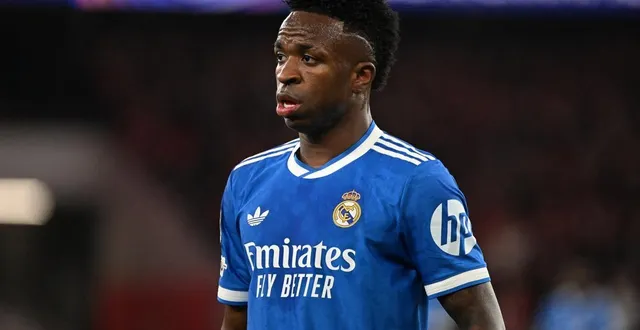 photo  vinicius jr a dénoncé des insultes à caractère racistes de la part de l’argentin prestianni lors de benfica - real madrid.  &copy;  zed jameson / anadolu via afp 