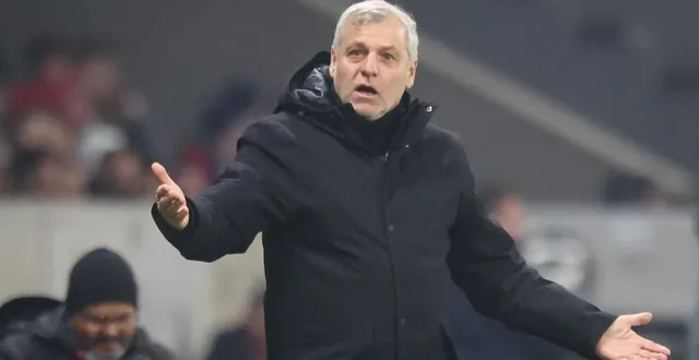 photo  bruno génésio est apparu marqué après la défaite de lille face à l’étoile rouge de belgrade.  &copy;  francois lo presti / afp 