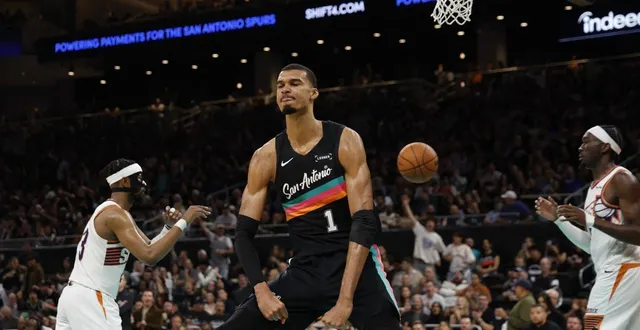 photo  les spurs de wembanyama n’ont fait qu’une bouchée des phoenix.  &copy;  ronald cortes / getty images via afp 
