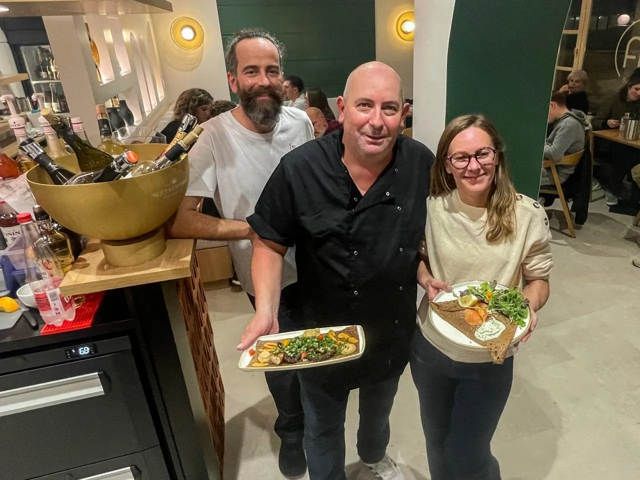 Porno romane rdt très entreprenante, même trop, sûrement