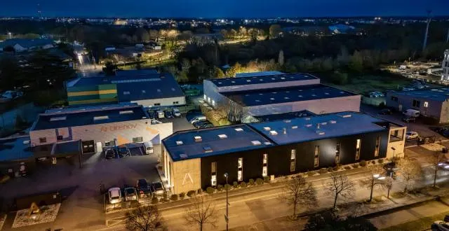 photo info dans le Maine-et-Loire, Artirenov multiplie les projets et annonce l'ouverture d'un showroom de cuisines Leicht