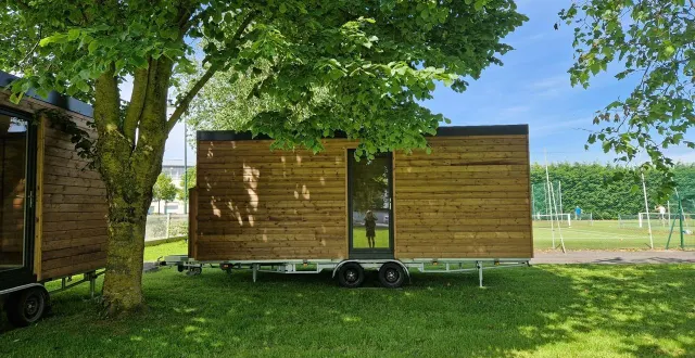 photo  le fjt d’hérouville-saint-clair (calvados) compte déployer d’ici septembre deux tiny houses destinées aux jeunes travailleurs du secteur de l’ostréiculture, en plus des quatre déjà installées sur le territoire.  &copy;  fjt horizons 
