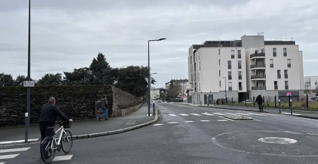 photo  les faits se sont déroulés vers midi, jeudi 19 février, à l’angle des rues du daguenet et pasquier à angers.  &copy;  co 