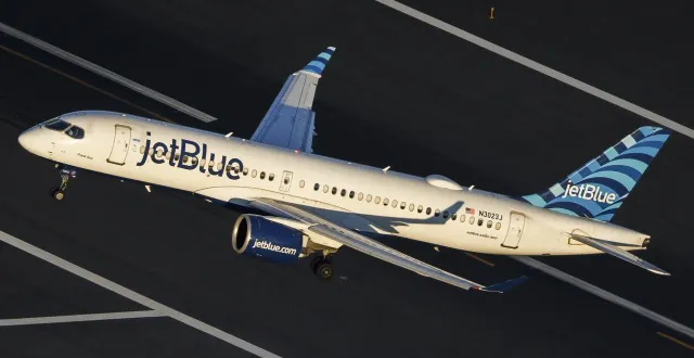 photo  un avion de la compagnie jetblue a subi un incident technique, mercredi 18 février 2026, peu de temps après son décollage en direction de west palm beach, en floride (états-unis). photo d'illustration.  &copy;  austin desisto / nurphoto via afp 