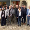 photo  une partie des 36 membres de la liste d’alain gallerand (au centre gauche en costard gris) ont inauguré le local de campagne d’alençon avec vous. 