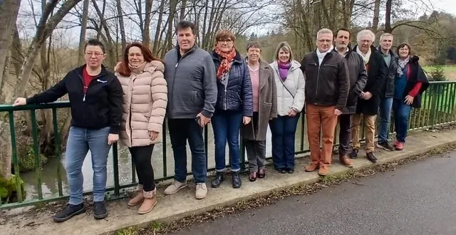 photo  de gauche à droite : jessica rivet, marie-isabelle de sousa, josé gambu, sylvie toutain, claire hélie, marjorie régulier, mickaël hérault, jean-karl bertail, guy delhomme, mickaël popelard, sophie théry. absents sur la photo : laurent loccidal, windy lespagnol, françois marical et frédéric desfeux.  &copy;  ouest-france 