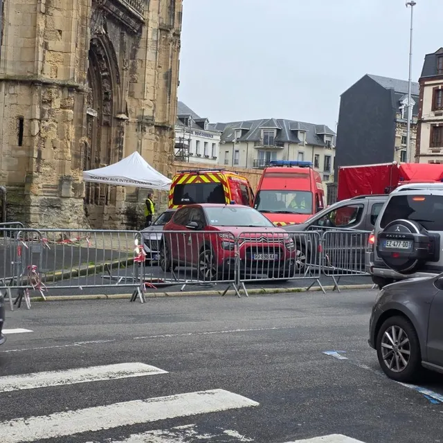 photo deux hommes et une femme étaient recherchés, ils étaient entrés dans des galeries souterraines aux abords de l’église saint-etienne à fécamp (seine-maritime) alors qu’elles sont interdites au public.  ©  collection privée