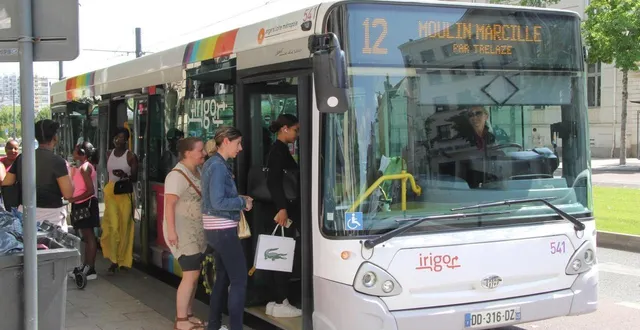 photo  l’accident impliquait une voiture et un bus.  &copy;  archives ouest-france 