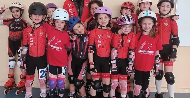 photo  au total, 12 jeunes patineurs du vsf roller ont participé à une compétition à sablé-sur-sarthe.  &copy;  vsf roller 
