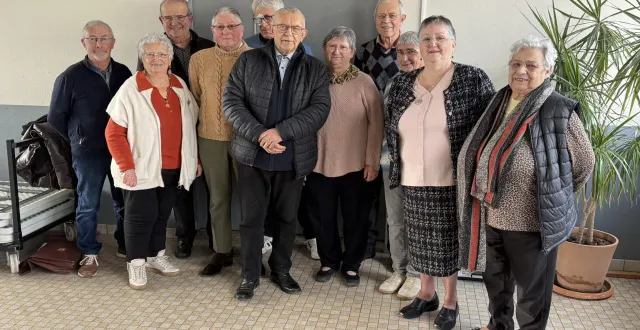 photo  le président raphaël barbot, entouré des membres du bureau de l’association.  &copy;  co 