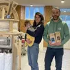photo  adrien grudet et claudie martin se sont installés il y a un an à chaufour-notre-dame (sarthe). ils produisent leur propre farine. 
