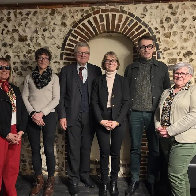 photo patricia ernoux, marina bellet, jean-marie goussin, véronique louwagie (tête de liste), fabien regnier et nathalie lenôtre comptent sur la valorisation de l’existant pour revaloriser la ville.  ©  ouest-france
