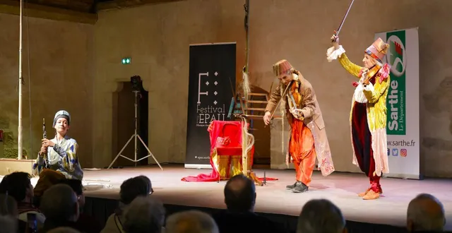 photo  pour sa présentation, mardi 10 février 2026, au dortoir des moines, le festival avait invité la compagnie les archets à bâbord.  &copy;  ouest-france 